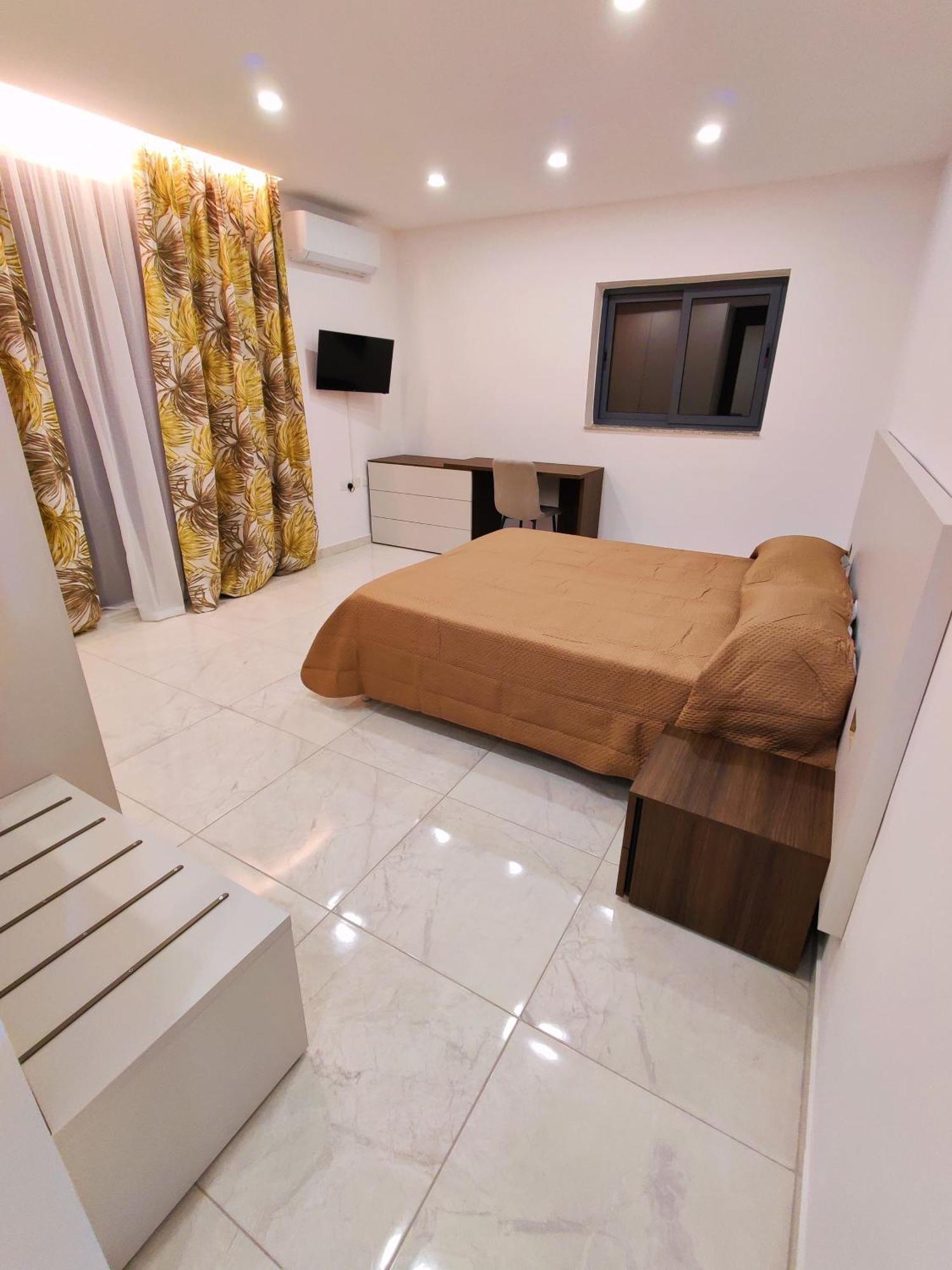 Diamond Residence Qawra - Side Sea View St. Paul's Bay Exterior photo